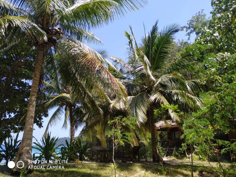 Sunset Beach Batudaka Bagian luar foto